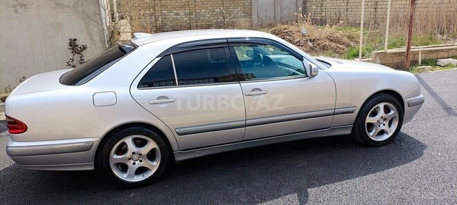 Mercedes E 270 2000, 349,000 km - 2.7 l - Bakı