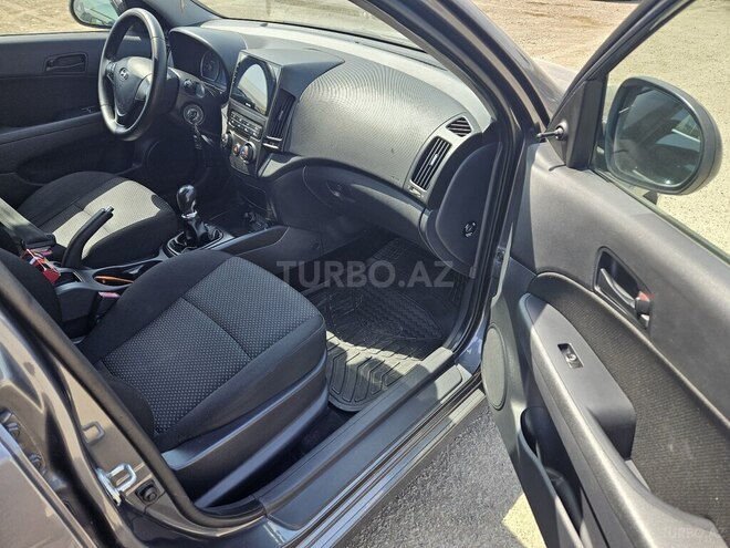 Hyundai i30 2011, 170,963 km - 1.4 l - Tovuz
