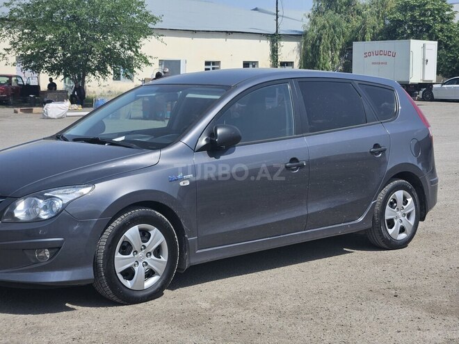 Hyundai i30 2011, 170,963 km - 1.4 l - Tovuz