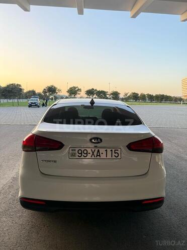 Kia Forte 2017, 214,043 km - 2.0 l - Bakı