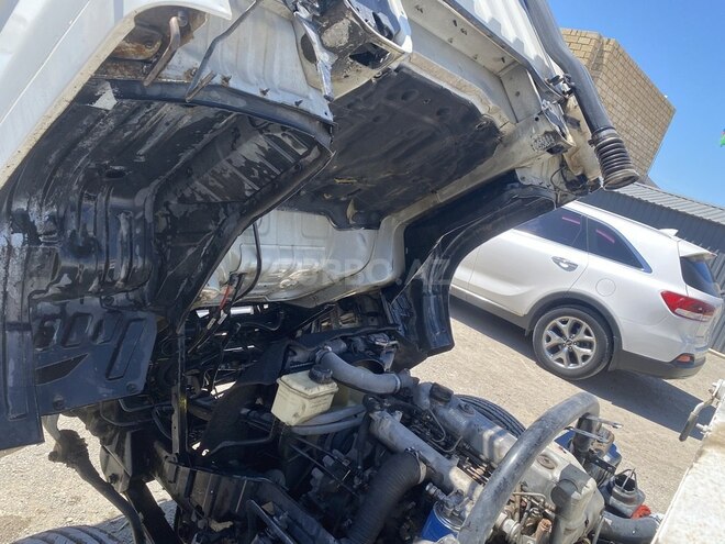 Hyundai HD-65 2011, 521,321 km - 3.9 l - Sumqayıt