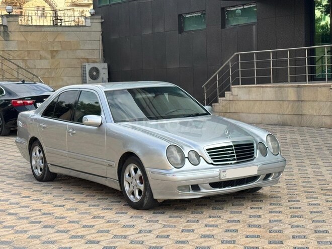 Mercedes E 220 d 2000, 310,000 km - 2.2 l - Gəncə