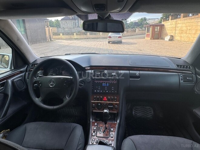 Mercedes E 220 d 2000, 310,000 km - 2.2 l - Gəncə