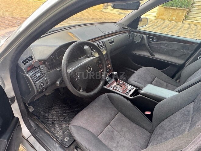 Mercedes E 220 d 2000, 310,000 km - 2.2 l - Gəncə