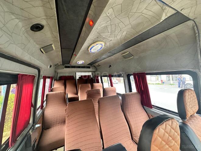 Mercedes Sprinter 208 1998, 352,421 km - 2.9 l - Qazax