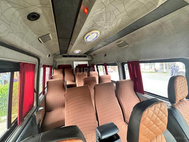 Mercedes Sprinter 208 1998, 352,421 km - 2.9 l - Qazax
