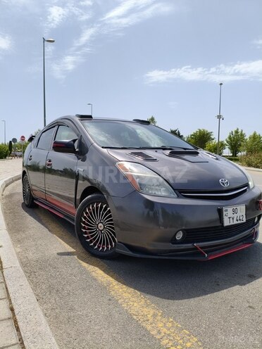 Toyota Prius-1