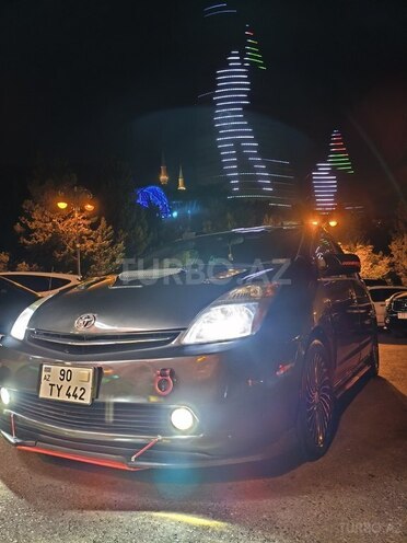 Toyota Prius-18