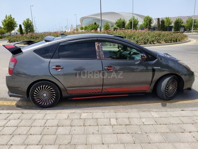 Toyota Prius-9