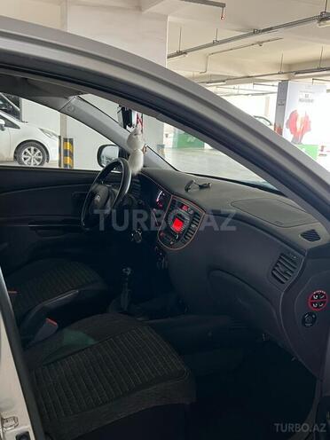 Kia Rio 2009, 270,000 km - 1.4 l - Bakı