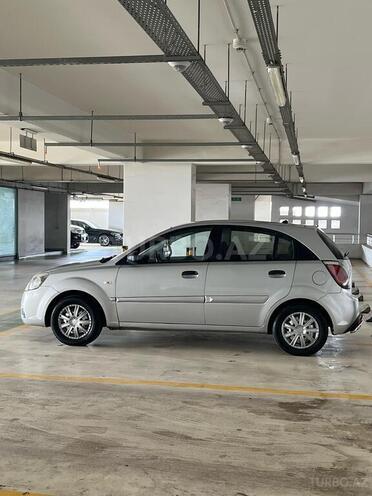 Kia Rio 2009, 270,000 km - 1.4 l - Bakı