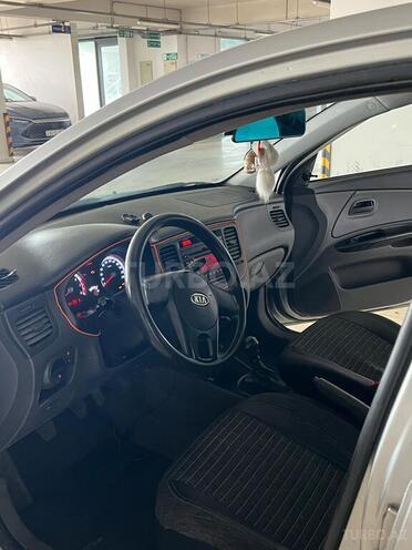 Kia Rio 2009, 270,000 km - 1.4 l - Bakı