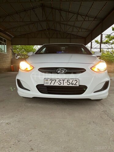 Hyundai Accent 2015, 109,357 km - 1.4 л - İmişli