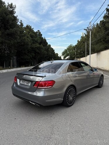 Mercedes E 250 2015, 100,000 km - 2.2 l - Bakı