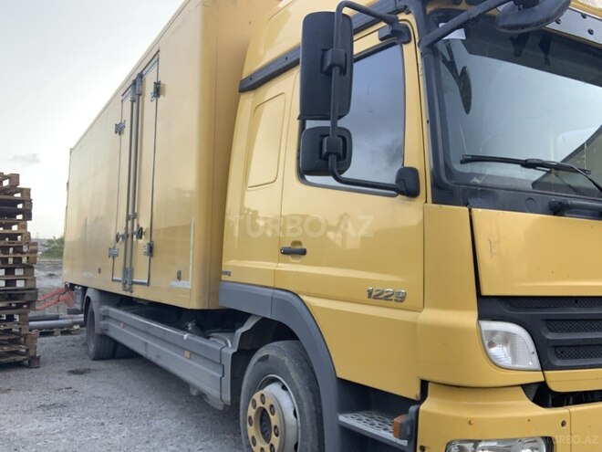 Mercedes Atego 1229 2008, 550,000 km - 6.4 л - Bakı
