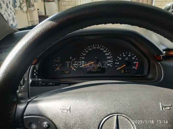 Mercedes E 240 2000, 265,000 km - 2.4 l - Ağsu