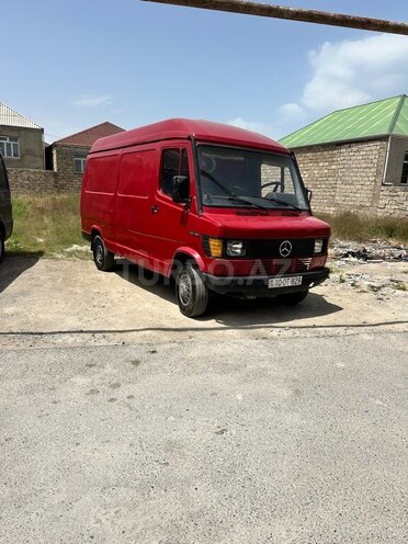 Mercedes 208 D 1995, 400,000 km - 2.3 l - Bakı
