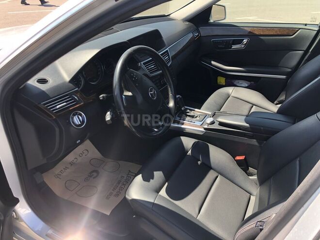 Mercedes E 200-7