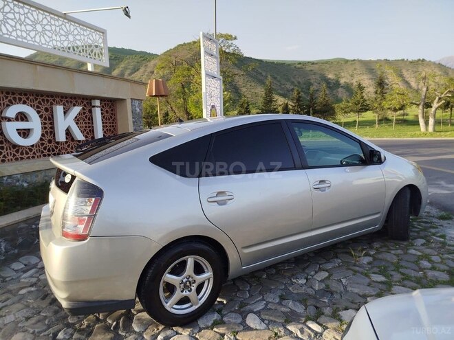 Toyota Prius 2005, 245,000 km - 1.5 l - Şəki