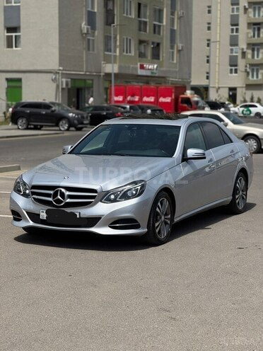 Mercedes E 220-3