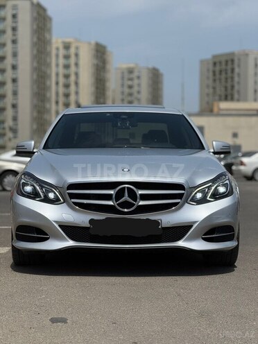 Mercedes E 220-2