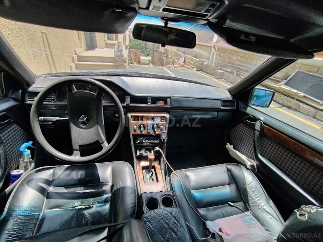Mercedes E 300 d 1992, 420,000 km - 3.0 l - Bakı