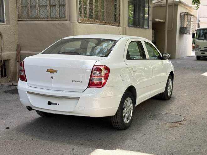 Chevrolet Cobalt-5