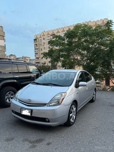 Toyota Prius-3