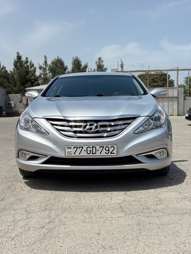 Hyundai Sonata-7