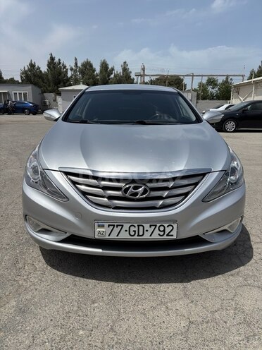 Hyundai Sonata-8