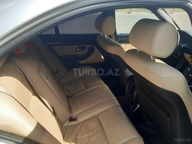 BMW 525 2001, 314,000 km - 2.5 l - Bakı