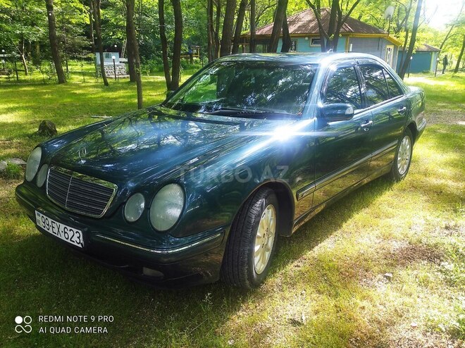 Mercedes E 200 1999, 351,712 km - 2.0 l - Zaqatala