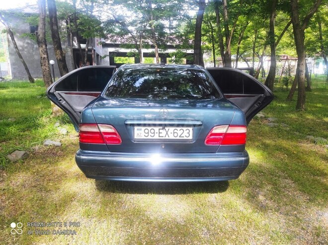 Mercedes E 200 1999, 351,712 km - 2.0 l - Zaqatala
