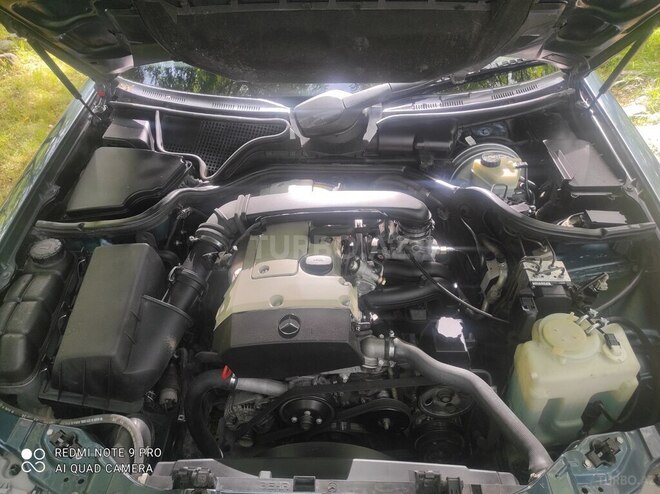Mercedes E 200 1999, 351,712 km - 2.0 l - Zaqatala