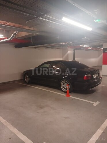 BMW 525 2003, 382,000 km - 2.5 l - Bakı