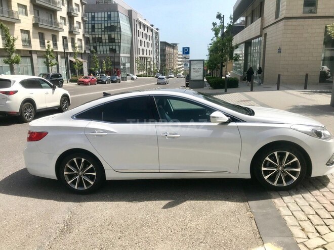 Hyundai Grandeur 2014, 230,000 km - 2.2 l - Bakı