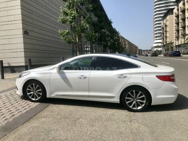 Hyundai Grandeur 2014, 230,000 km - 2.2 l - Bakı