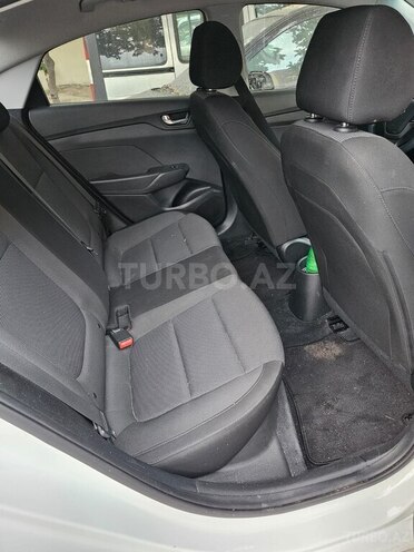 Hyundai Accent 2018, 115,873 km - 1.6 l - Bakı