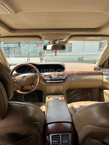 Mercedes S 500 2008, 280,000 km - 5.5 л - Qusar