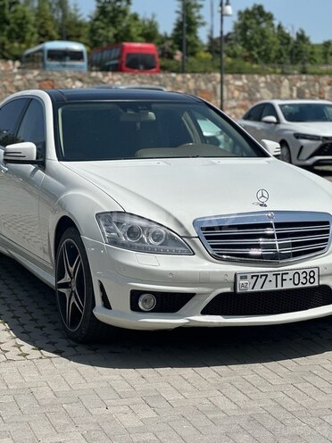 Mercedes S 500 2008, 280,000 km - 5.5 л - Qusar