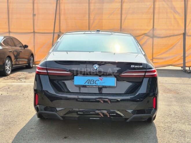BMW 530e-9