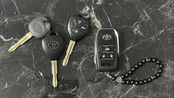 Toyota Camry-2