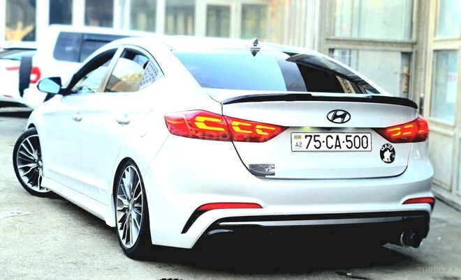 Hyundai Elantra 2018, 177,028 km - 1.6 л - Bakı