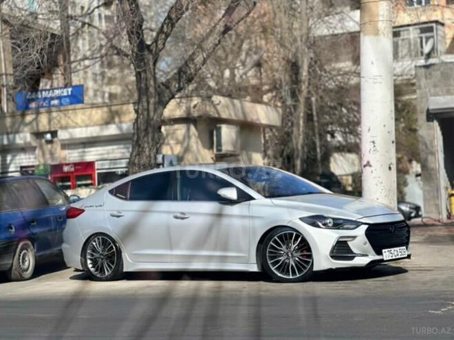 Hyundai Elantra 2018, 177,028 km - 1.6 л - Bakı