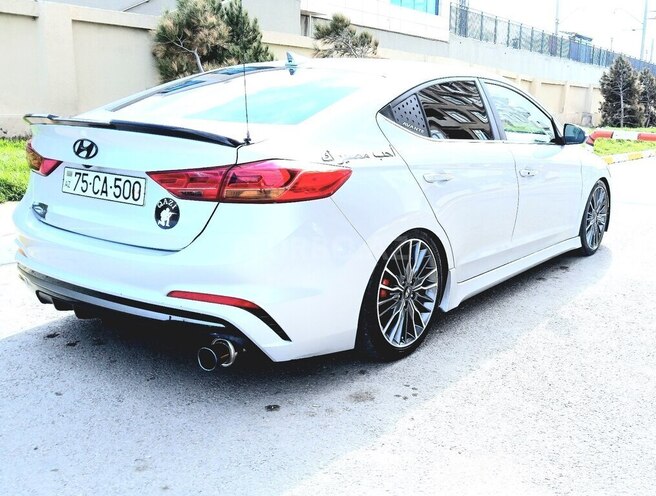 Hyundai Elantra 2018, 177,028 km - 1.6 л - Bakı
