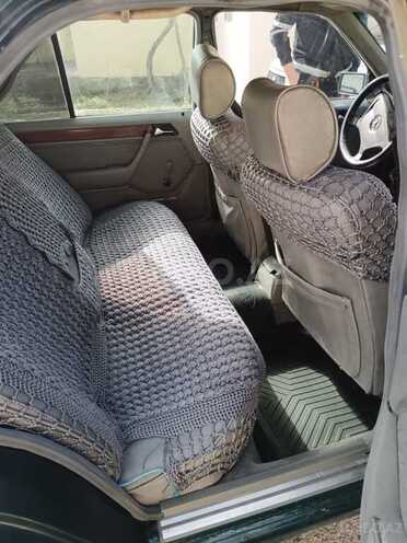 Mercedes E 250 1995, 250,000 km - 2.5 л - Bakı