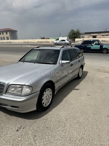 Mercedes C 220 d 1999, 318,110 km - 2.2 l - Bakı