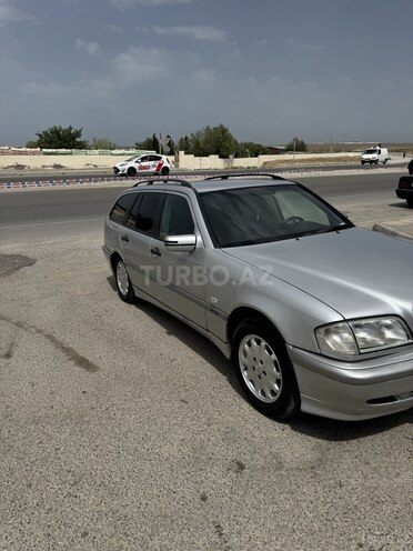 Mercedes C 220 d 1999, 318,110 km - 2.2 l - Bakı