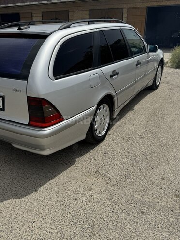 Mercedes C 220 d 1999, 318,110 km - 2.2 l - Bakı