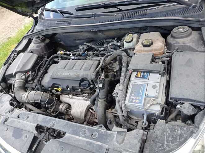 Chevrolet Cruze 2015, 270,000 km - 1.4 l - Qazax